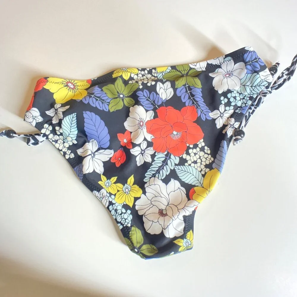 NWT Jessica Simpson Floral Print Bikini Bottom, Size Medium